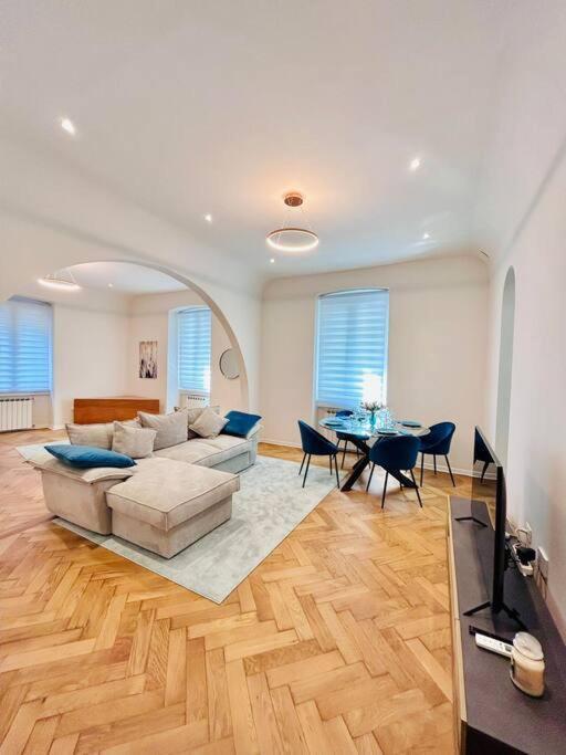 Ivi - Boutique Home ترييستي المظهر الخارجي الصورة